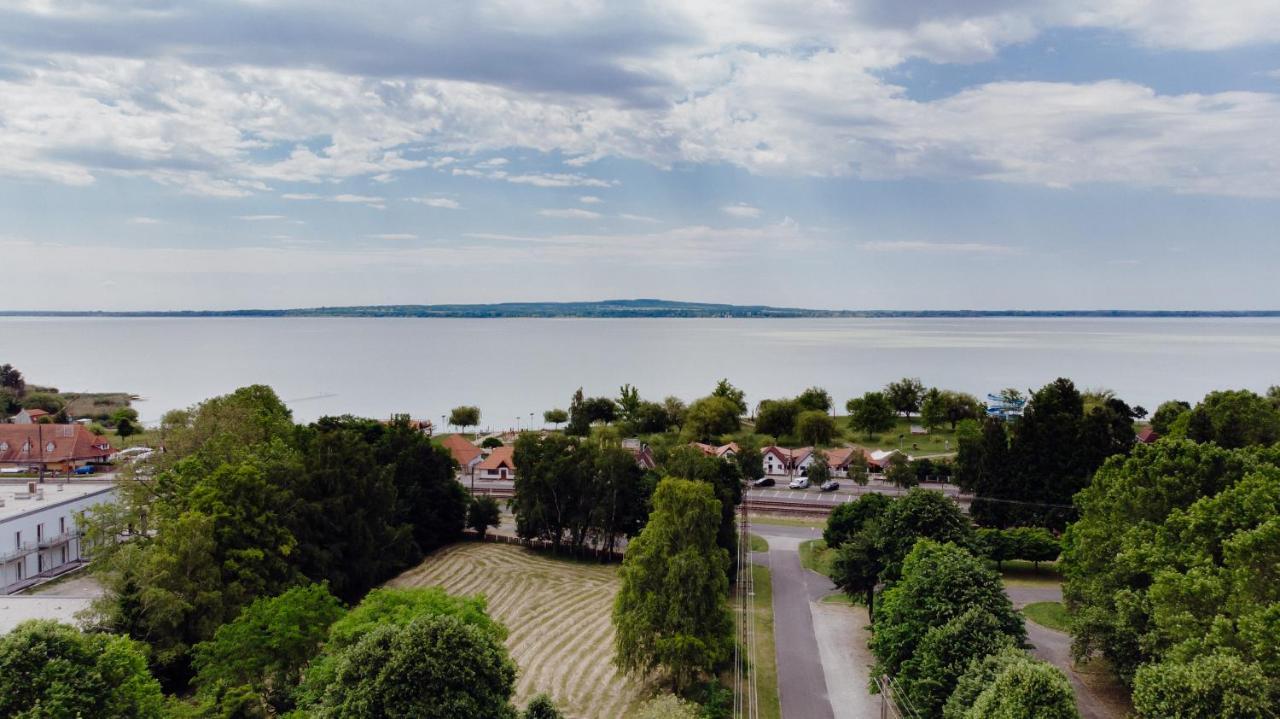 Nyirfa Apartman Vonyarcvashegy Zewnętrze zdjęcie