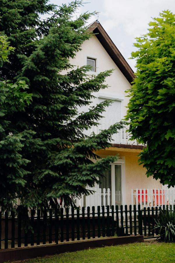 Nyirfa Apartman Vonyarcvashegy Zewnętrze zdjęcie
