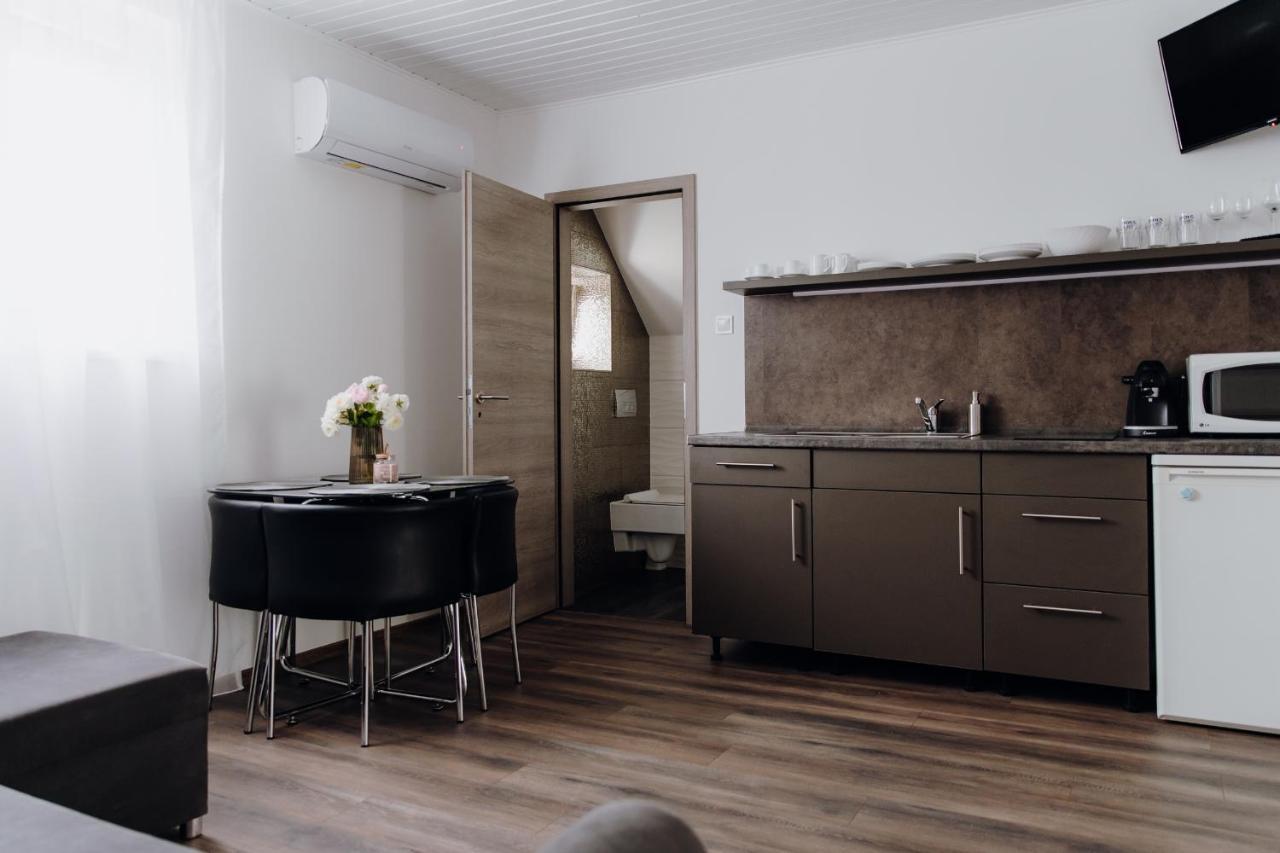 Nyirfa Apartman Vonyarcvashegy Zewnętrze zdjęcie